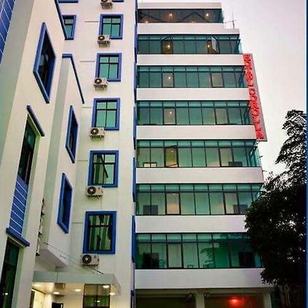 Hotel Corolla Yangon Exterior foto