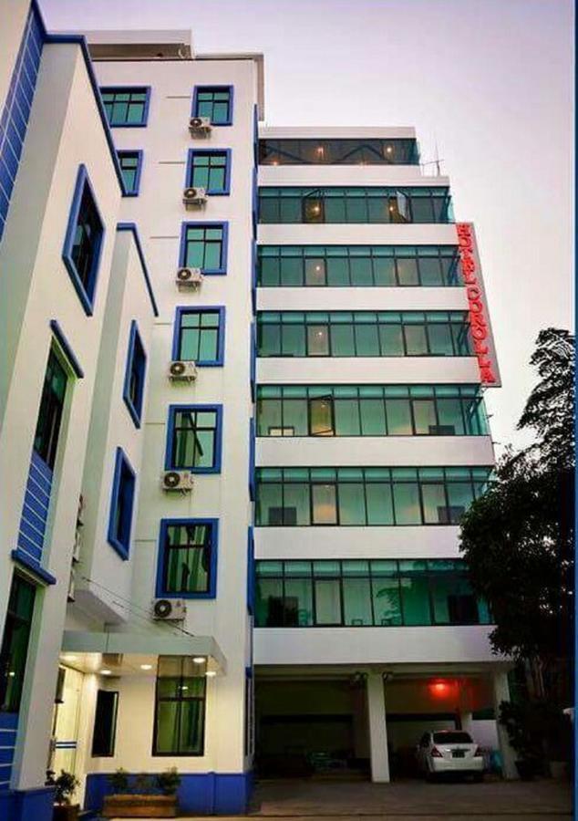 Hotel Corolla Yangon Exterior foto